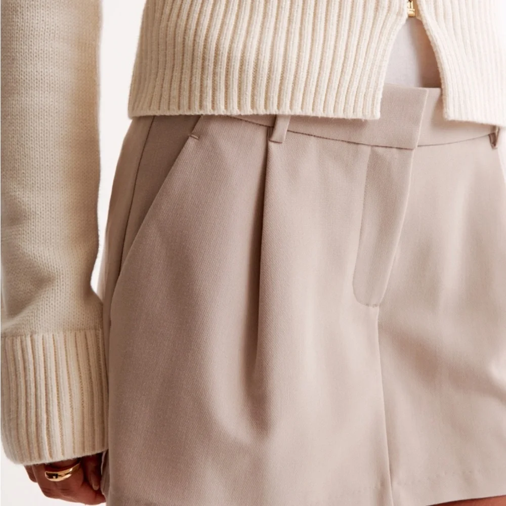 Abercrombie & Fitch Cream Skirt - Picture 2 of 8